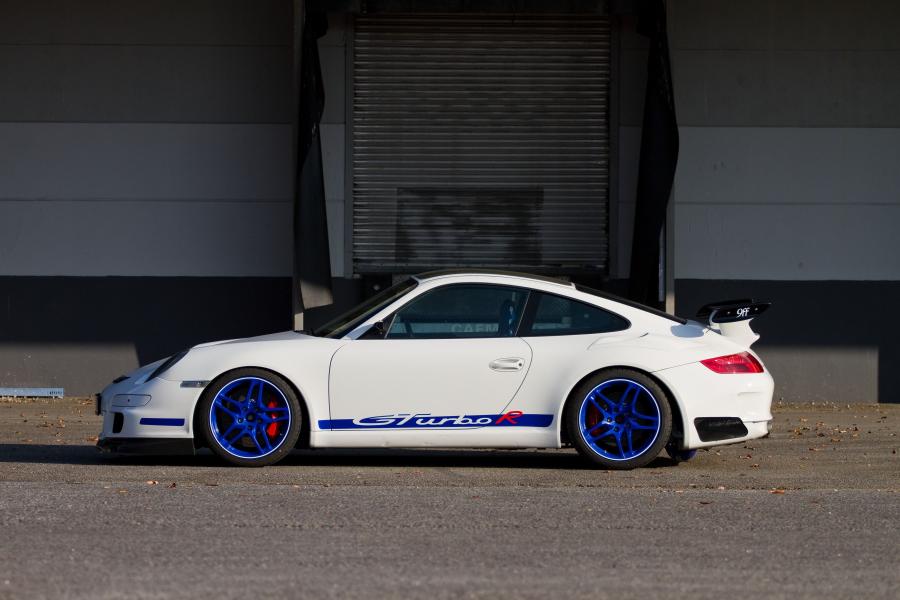  Porsche 911 GTurbo R by 9ff 2012 года  (фото 23 из 30)